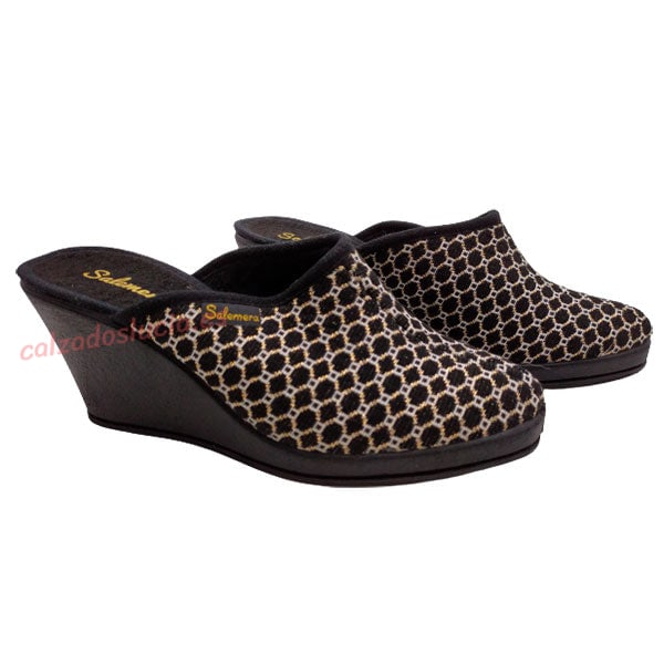 Zueco cuña alta de punto Salemera