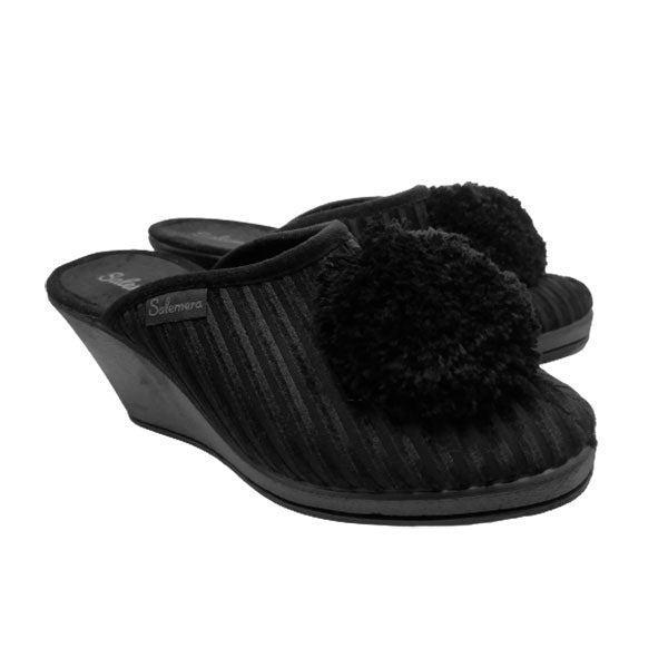 Zueco alto panilla pompón de Salemera