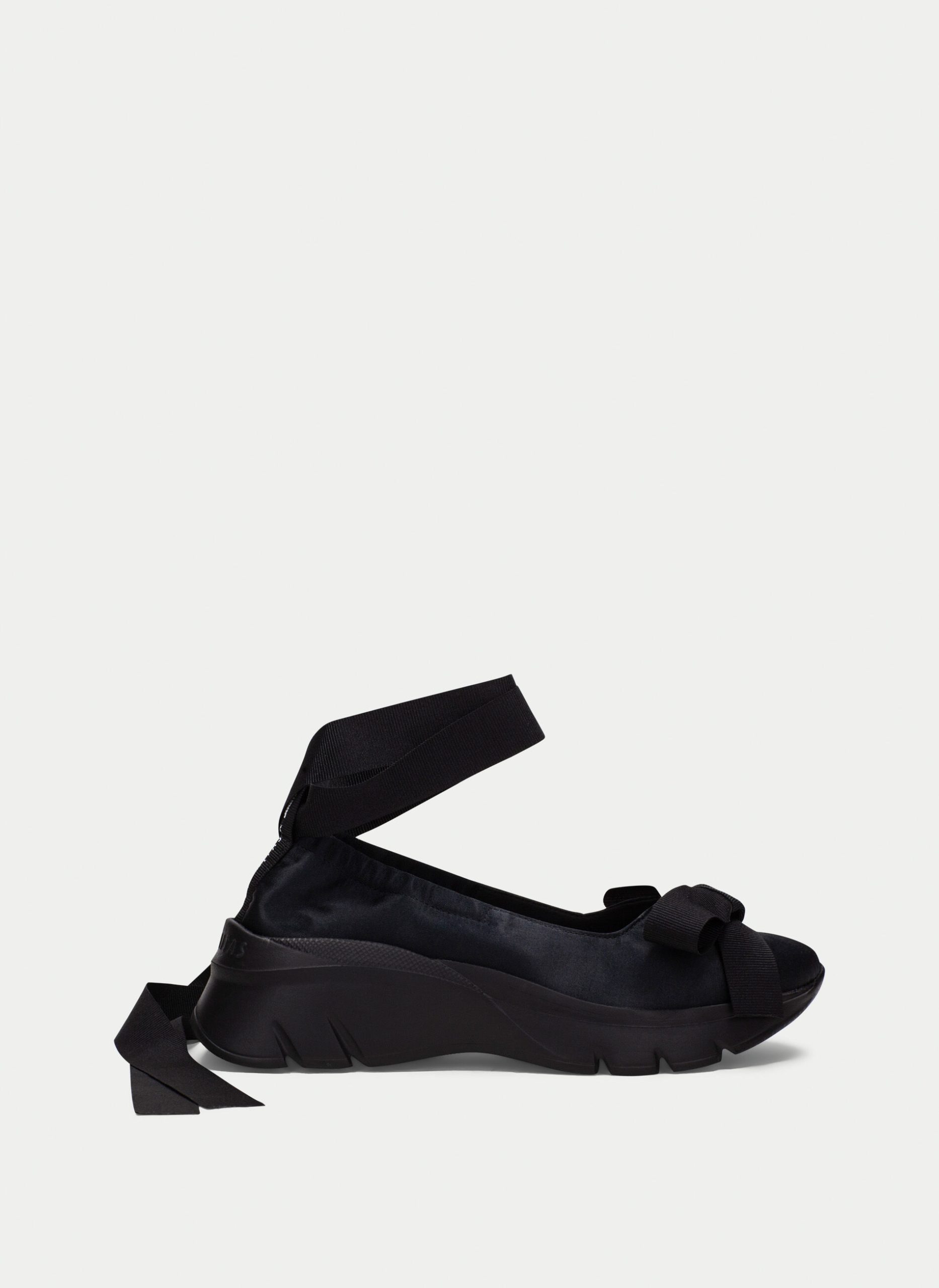 Bailarina hispanitas x juan vidal negro-HV254107