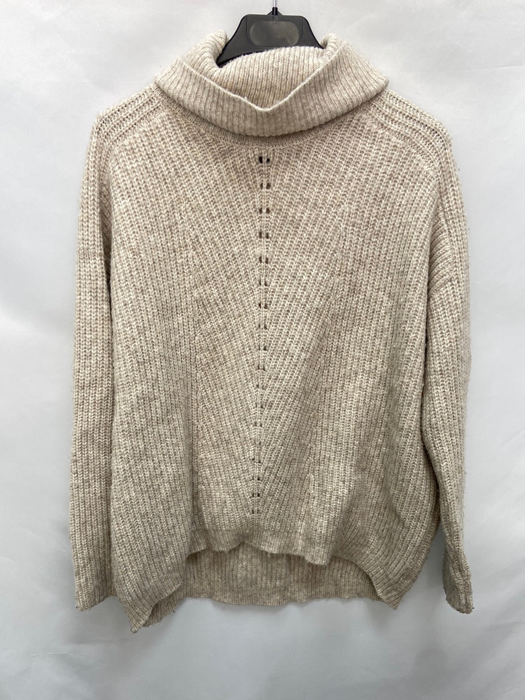 MANGO.Jersey beige cuello alto T.S
