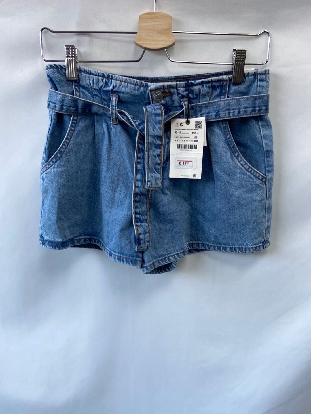 ZARA. Shorts vaquero cinturón T.13-14 años
