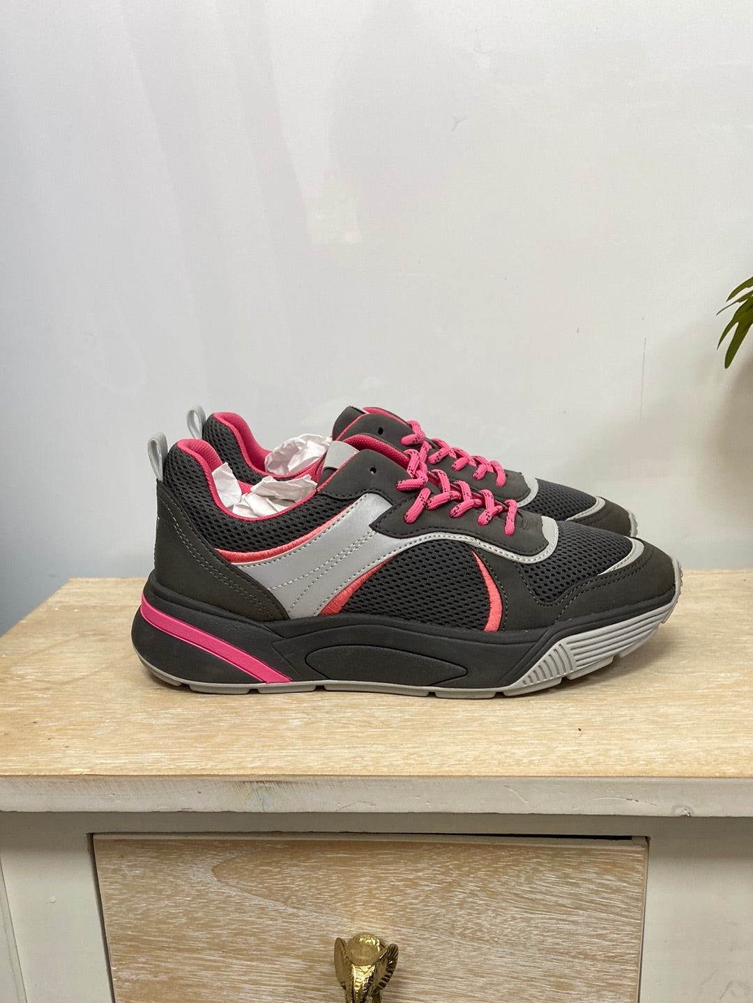 ESRPIT. Zapatillas grises T.40