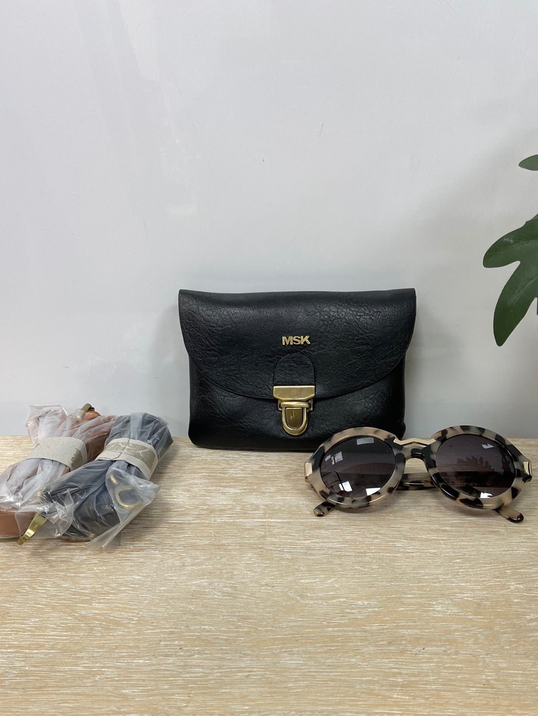 MISAKO.Bolso mini dos correas negro