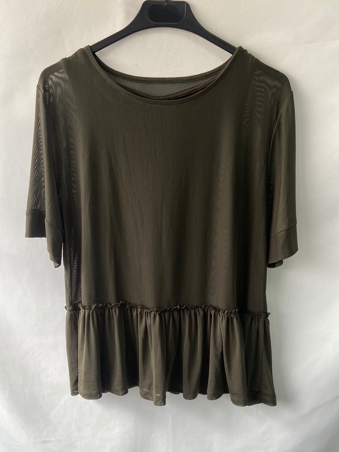 ONLY. Camiseta verde T.s