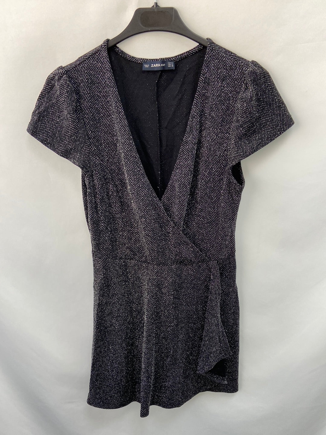 ZARA.Mono punto negro T.s