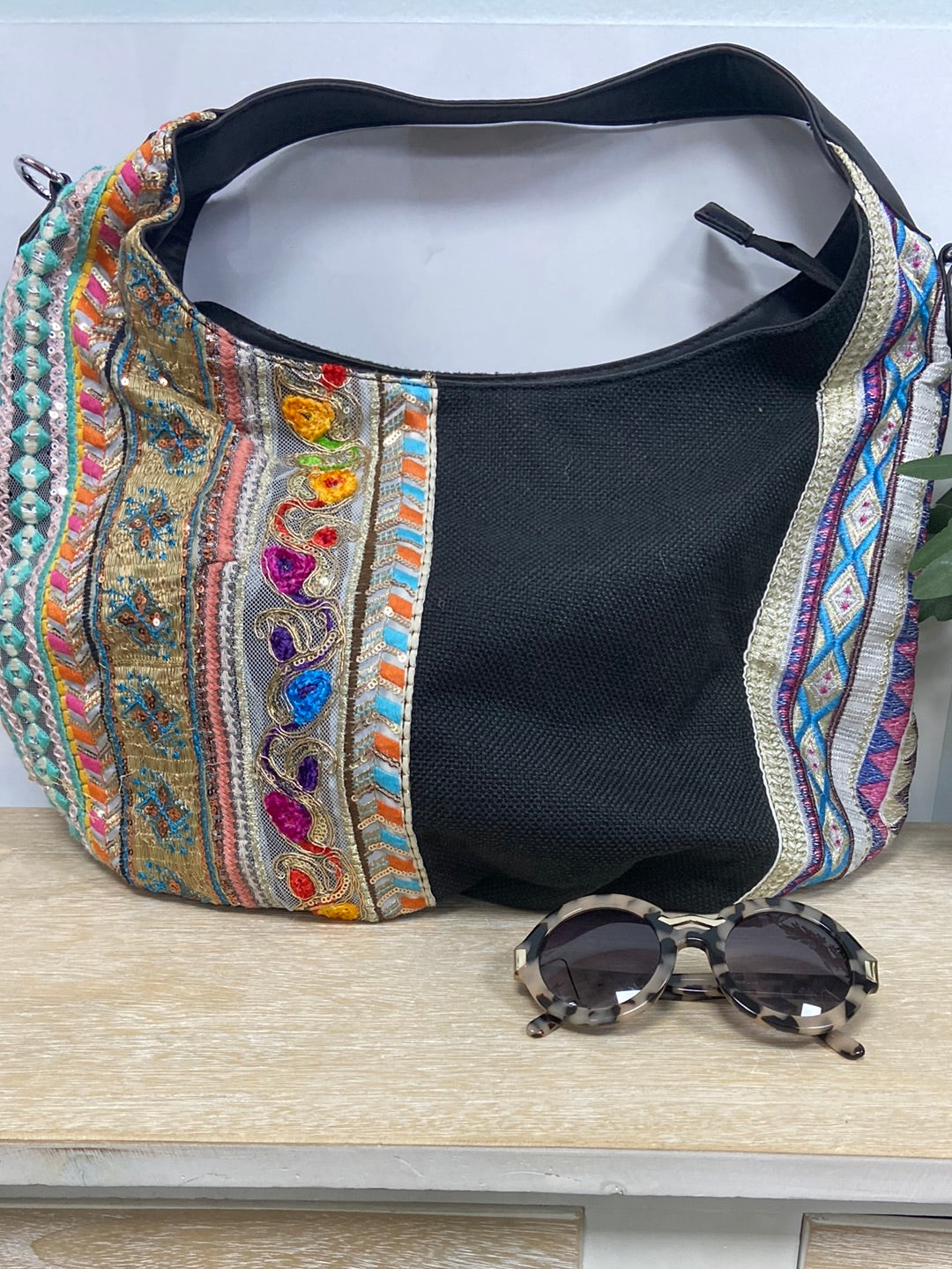 OTRAS.Bolso grande asa corta