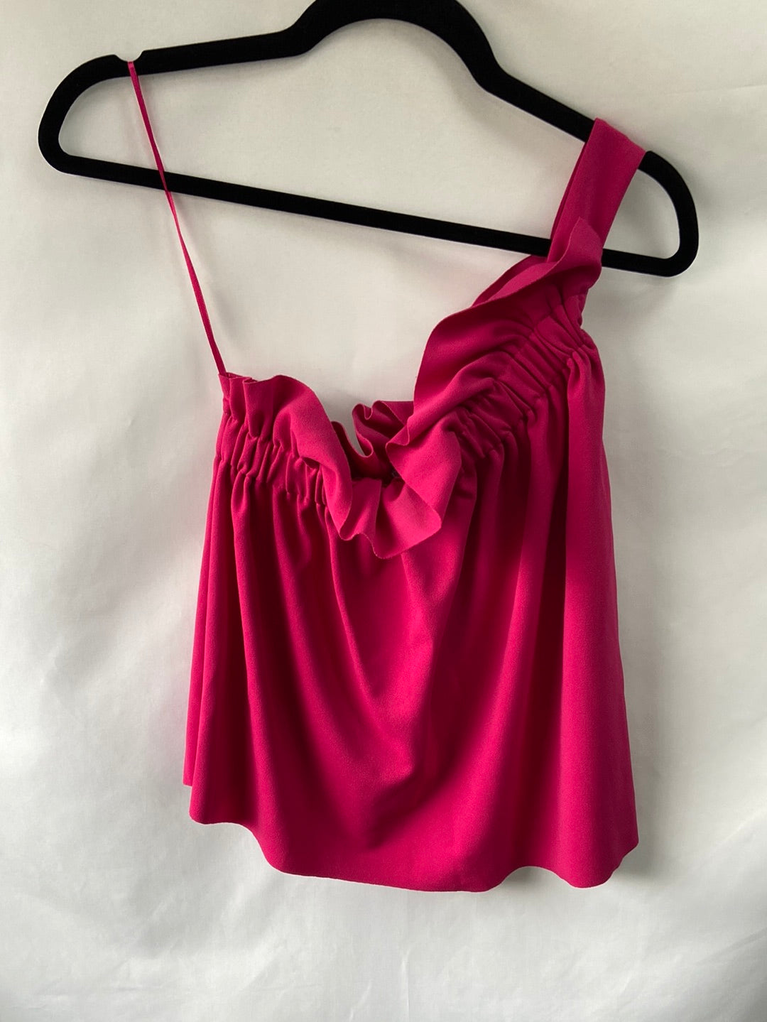 ZARA.Top asimétrico buganvilla volante T.S