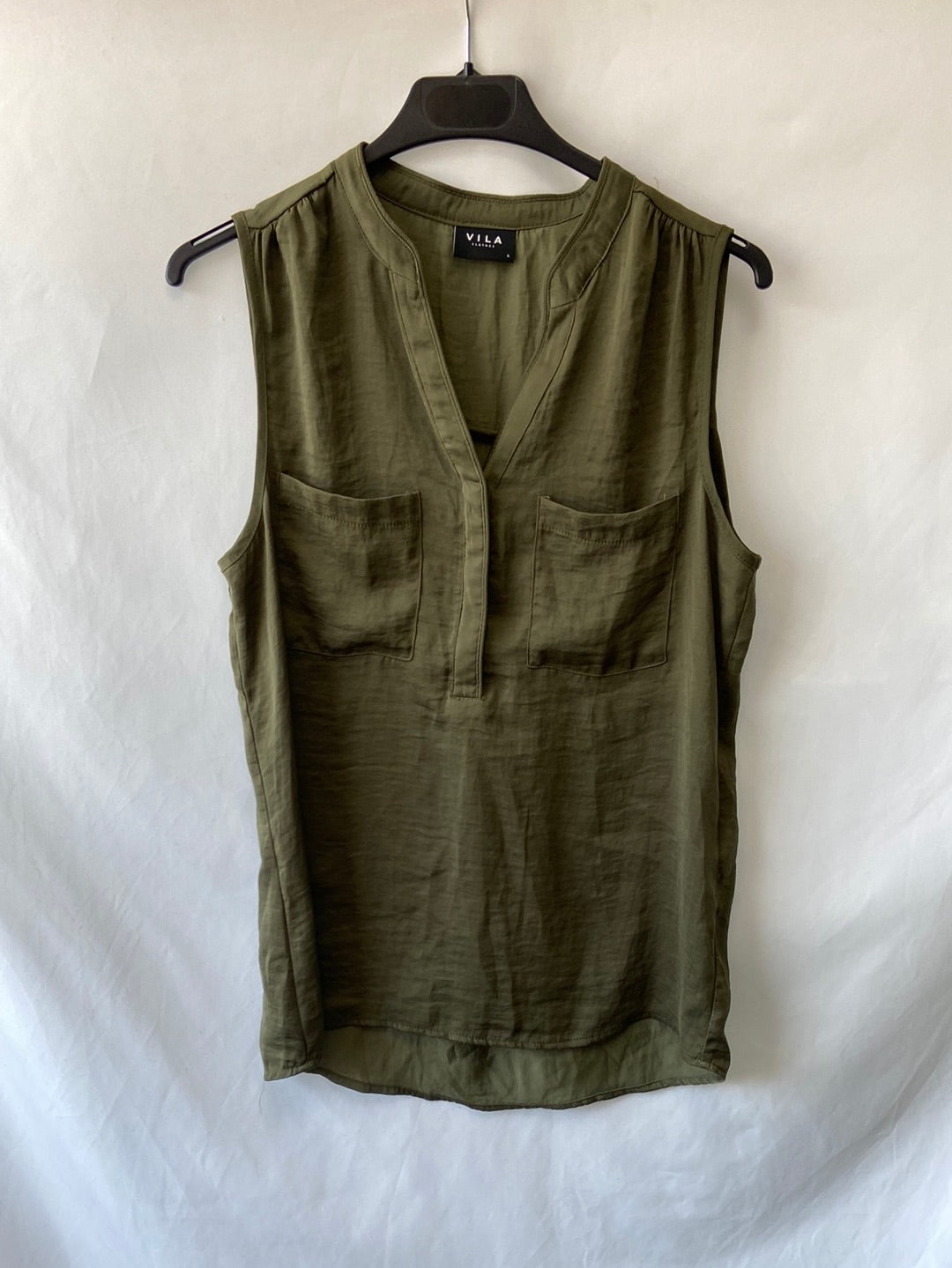 VILA CLOTHES. Blusa verde T.s