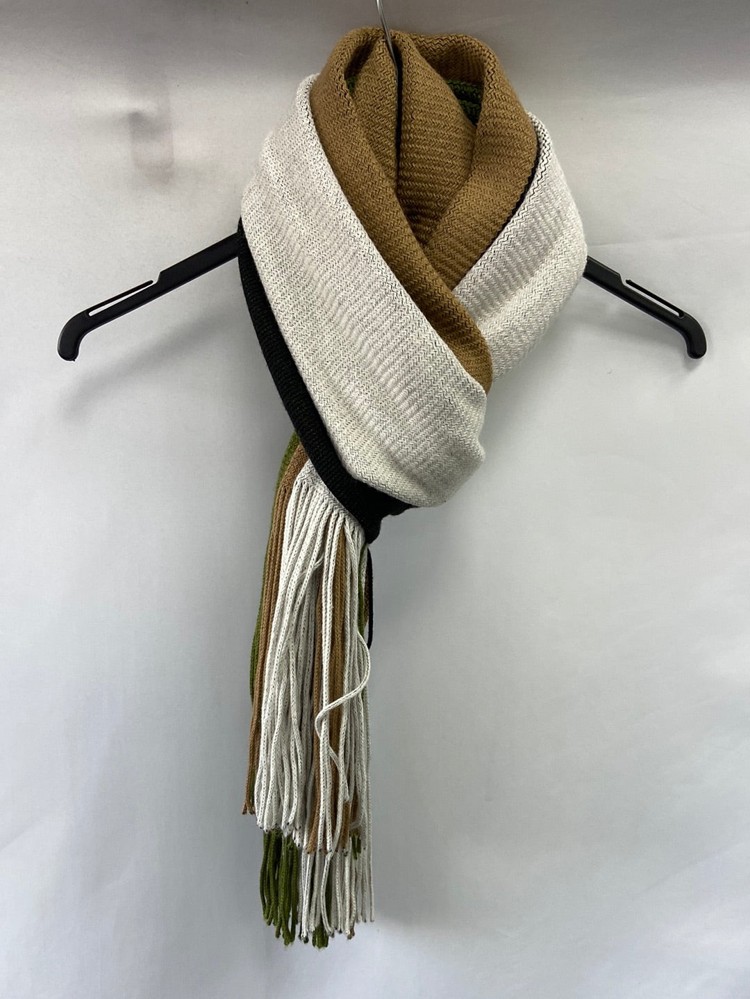 OTRAS.Bufanda tricolor