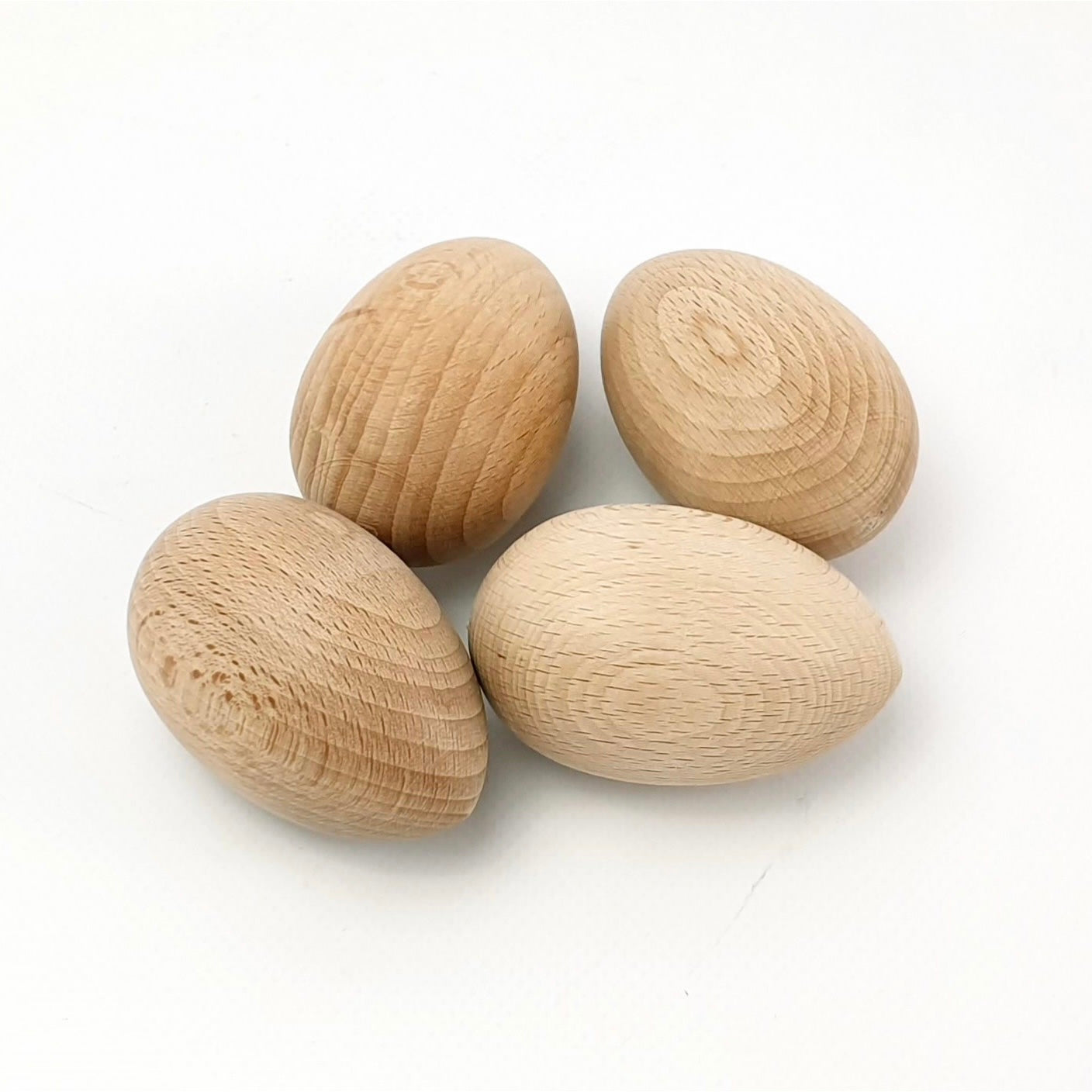 Juego hejrístico. Huevo de madera