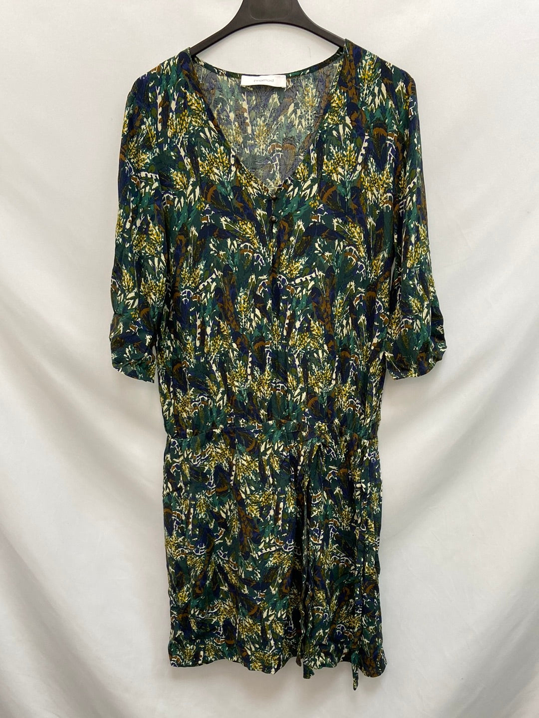 PROMOD. Vestido verde flores T.m/l