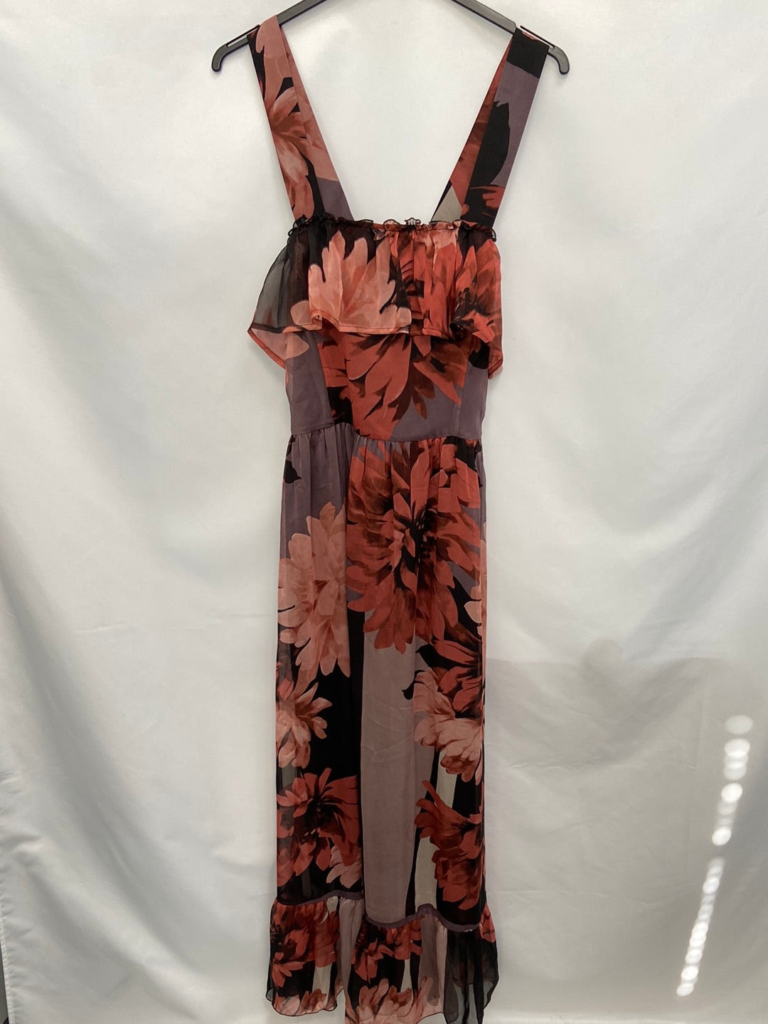 TERIA YABAR. Vestido tirantes flores