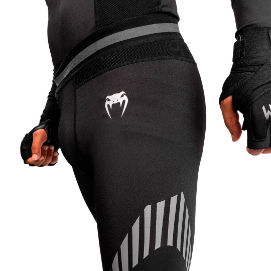 Malla larga Venum Jaws 2.0 Black