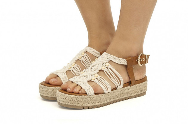Sandalia tiras Mustang plataforma yute