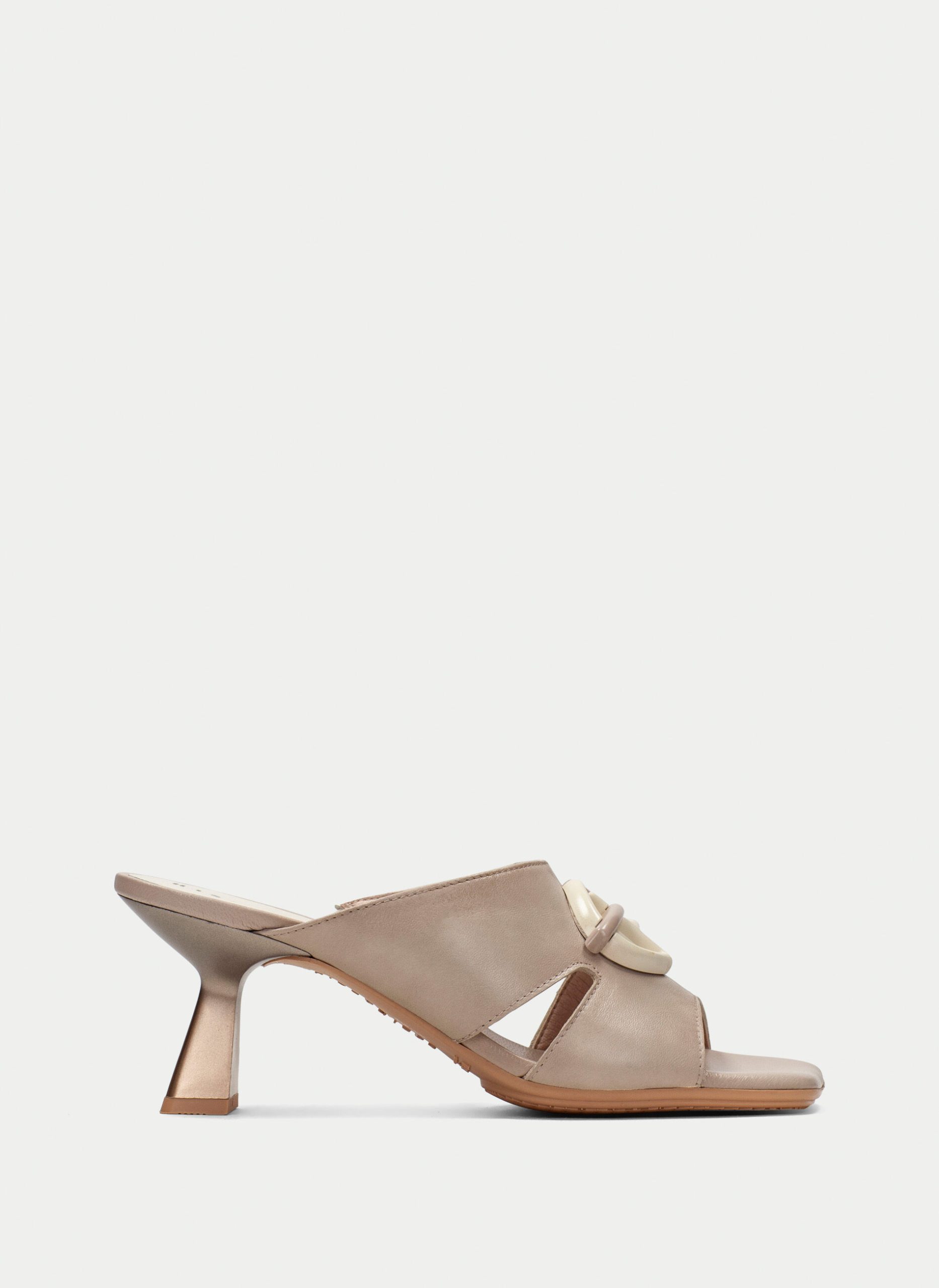 Sandalia Destalonada danielle taupe-latte-HV253875