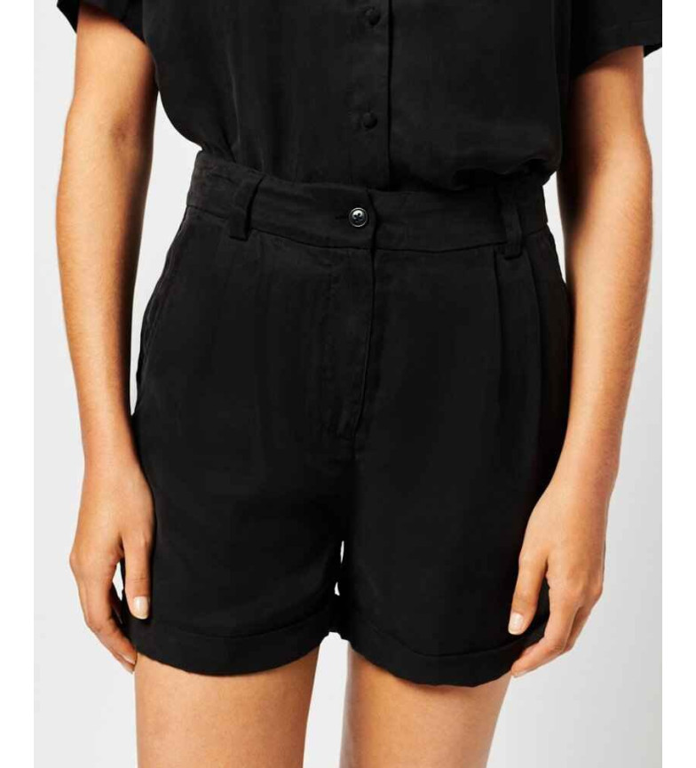 Superdry Short de cupro negro