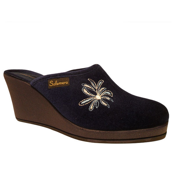 Zueco bordado Salemera